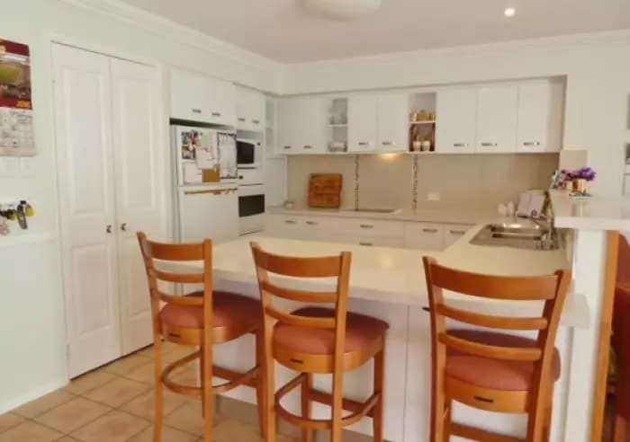 12 Grevillea Court, Rothwell, Rothwell - Thumbnail 4