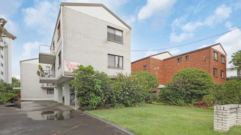 3/8 Baker Avenue, LABRADOR QLD 4215, Labrador - Thumbnail 2