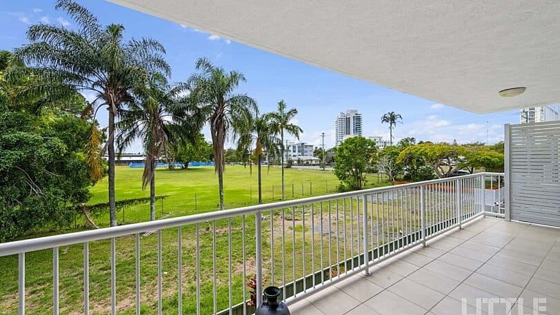 11/8-10 Ahern Street, labrador QLD, Labrador - Thumbnail 4