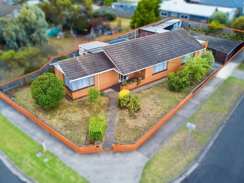 35 Westmoreland Street, St Albans Park - Thumbnail 2