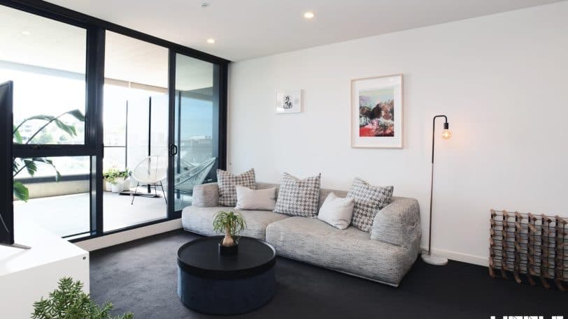 706/3 Yarra Street, SOUTH YARRA VIC 3141, South Yarra - Thumbnail 2