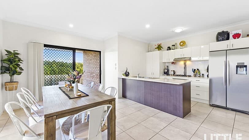 41 Paddy Circuit, ORMEAU QLD 4208, Ormeau - Thumbnail 4