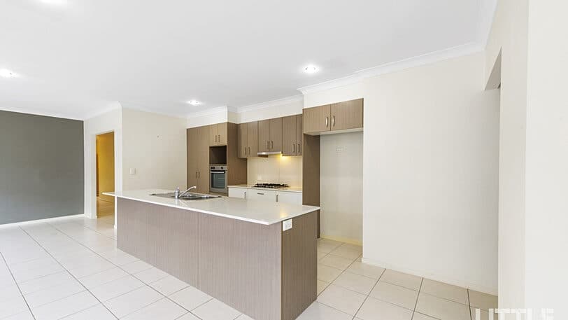 21 Millpond Court, UPPER COOMERA QLD 4209, Upper Coomera - Thumbnail 7