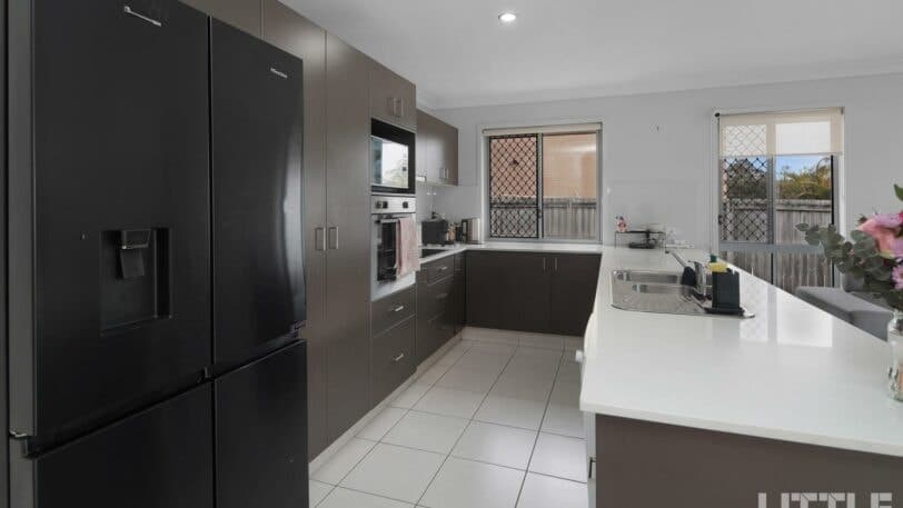 28 Copper Parade, PIMPAMA QLD 4209, Pimpama - Thumbnail 3