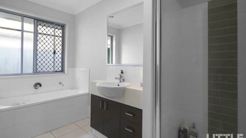 28 Copper Parade, PIMPAMA QLD 4209, Pimpama - Thumbnail 8