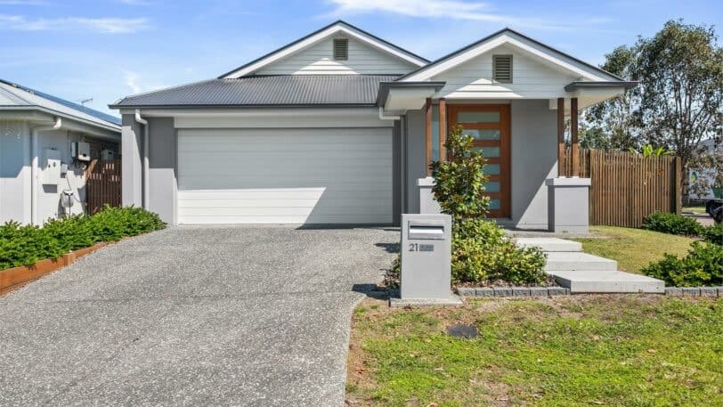 21 Forest Road, GREENBANK QLD 4124, Greenbank - Image 1