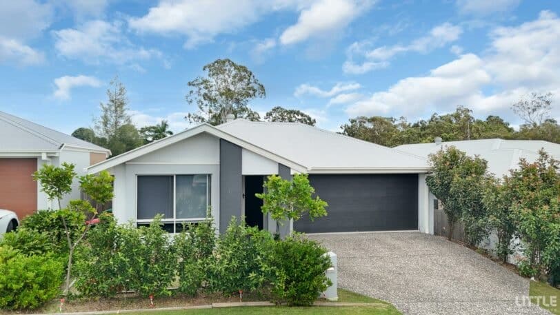 5 Spruce Circuit, HILLCREST QLD 4118, Hillcrest - Image 1