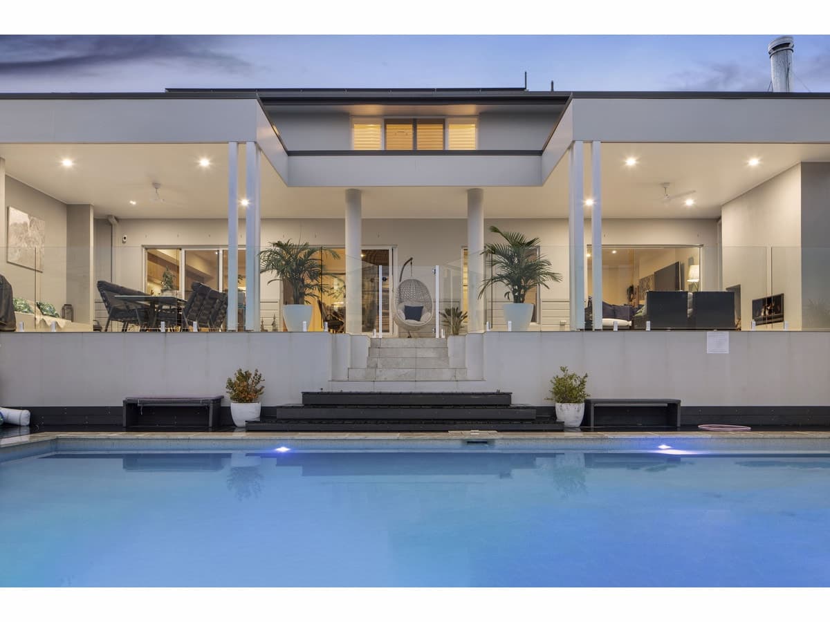 16 Staysail Crescent, Clear Island Waters QLD 4226, Clear Island Waters - Image 1