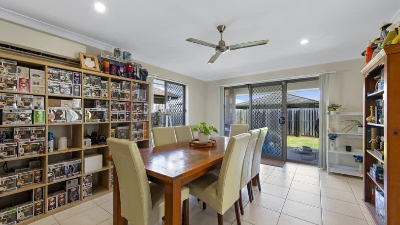 17 Parkland Circuit, PIMPAMA QLD 4209, Pimpama - Thumbnail 5