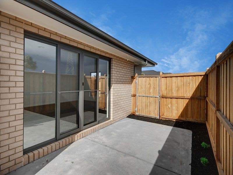 42 Whitecliff Way, Armstrong Creek - Image 1