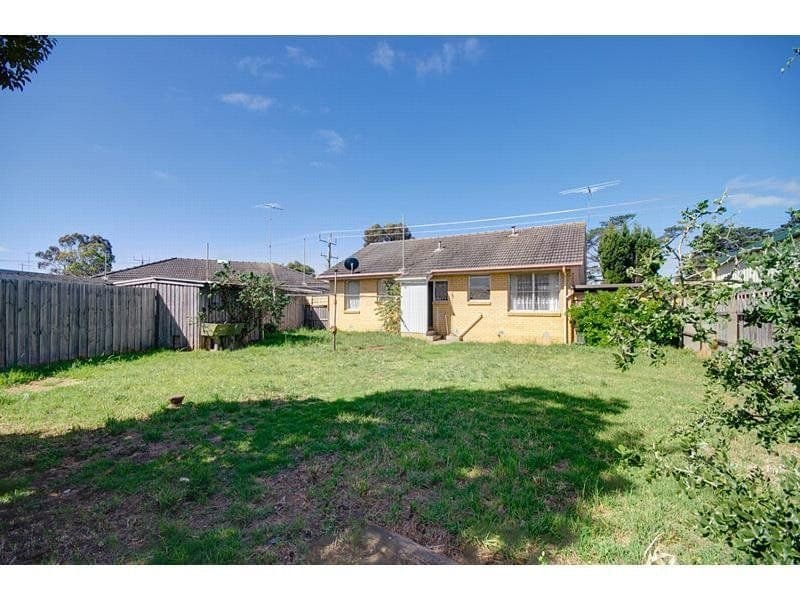 198 St Albans Road, Breakwater - Image 1
