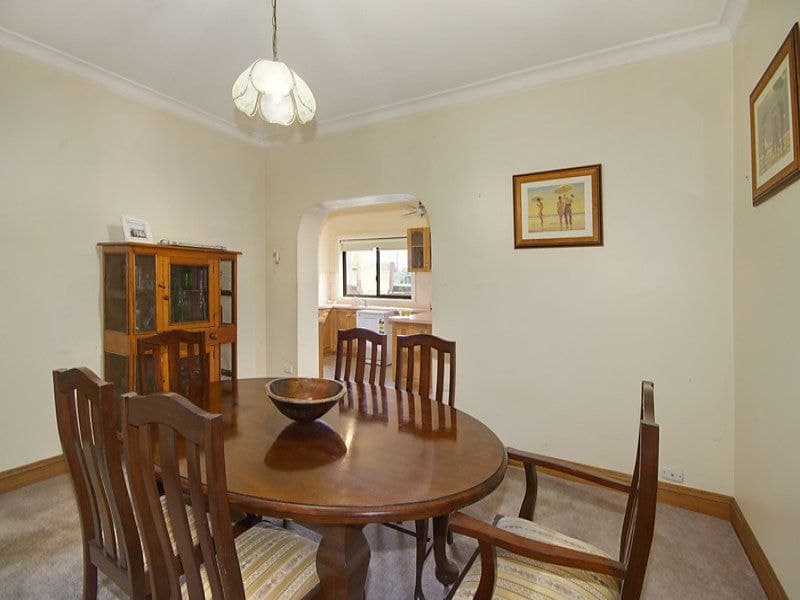 40 Portarlington Road, Newcomb - Thumbnail 5
