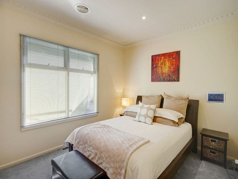214 West Fyans Street, Newtown - Thumbnail 6