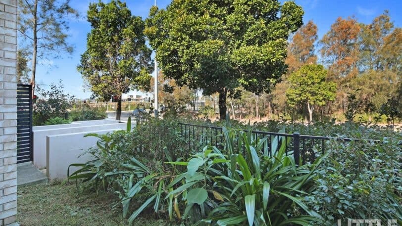 4/1 Christopher Street, PIMPAMA QLD 4209, Pimpama - Image 1
