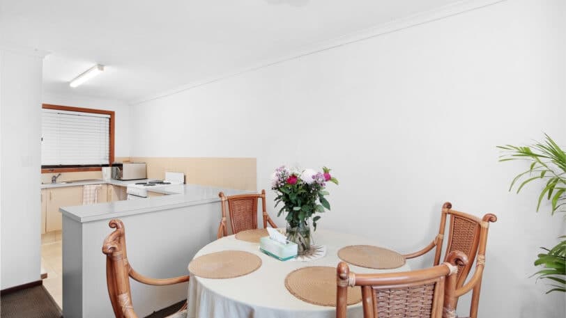 1&2/8 Shillito Street, SOUTHPORT QLD 4215, Southport - Thumbnail 3