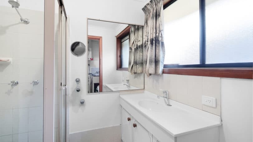 1&2/8 Shillito Street, SOUTHPORT QLD 4215, Southport - Thumbnail 6