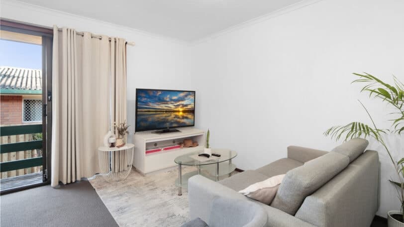 1&2/8 Shillito Street, SOUTHPORT QLD 4215, Southport - Thumbnail 8