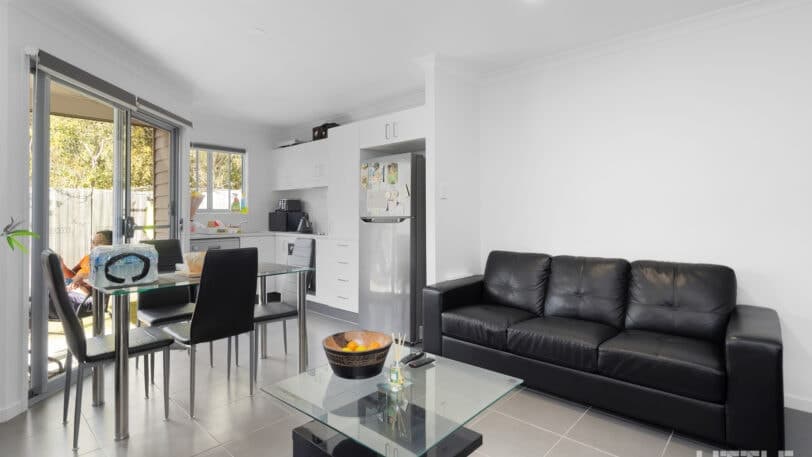 1&2/28 Ryrie Court, PARK RIDGE QLD 4125, Park Ridge - Thumbnail 2