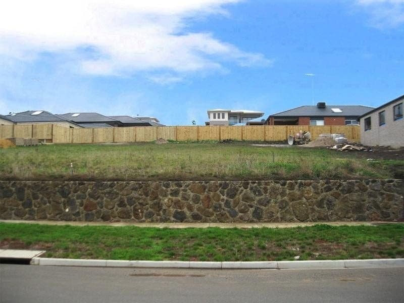 69 Province Boulevard, Highton - Thumbnail 2