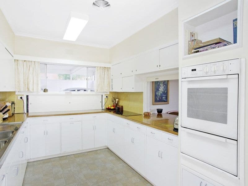 6 Cyril Court, Belmont - Thumbnail 3