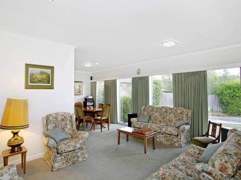 6 Cyril Court, Belmont - Thumbnail 4