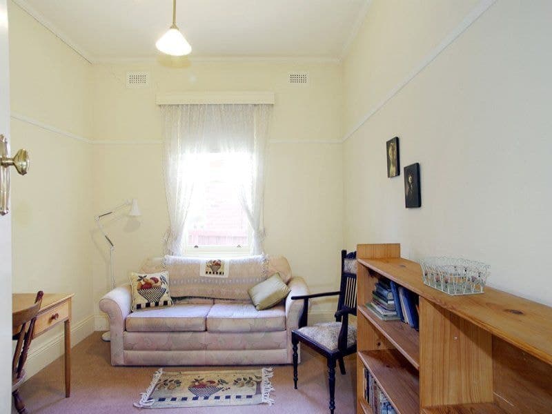 41 Cumberland Street, Newtown - Thumbnail 4