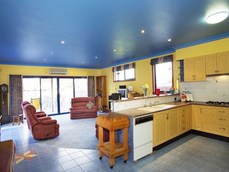 57 Tanner Street, Breakwater - Thumbnail 4