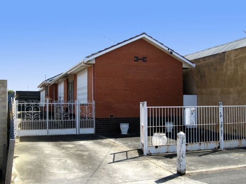 66 Autumn Street, Geelong West - Thumbnail 2