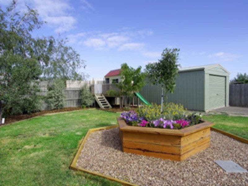 50 Meadenhall Drive, St Albans Park - Image 1