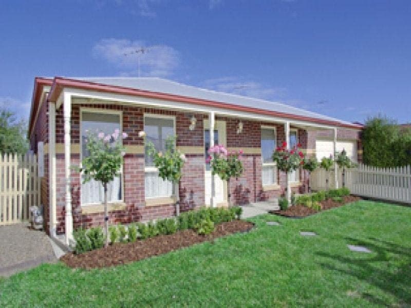 50 Meadenhall Drive, St Albans Park - Thumbnail 2