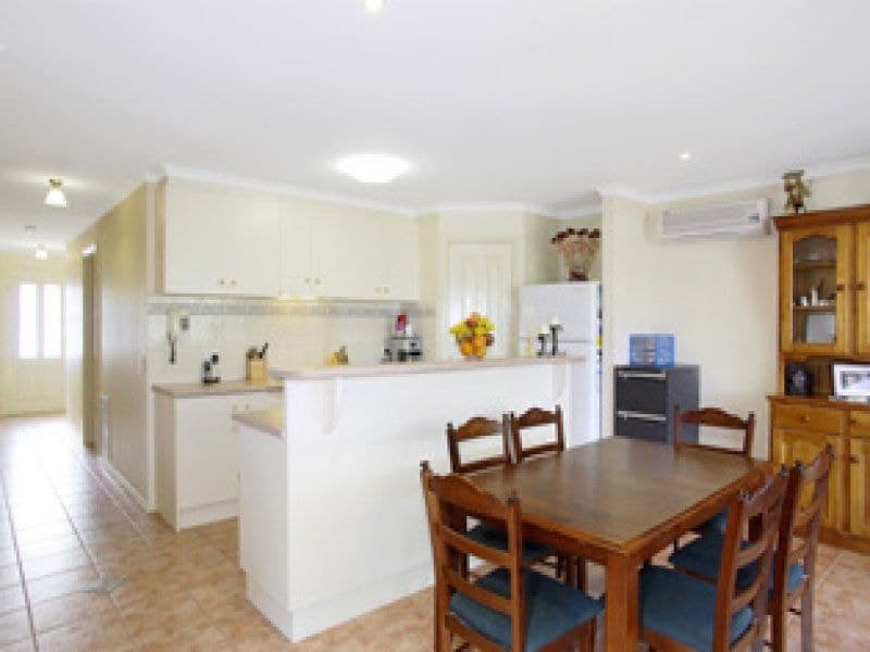 50 Meadenhall Drive, St Albans Park - Thumbnail 4