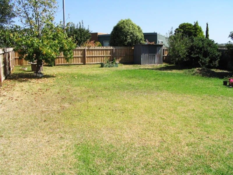4 Rigo Street, Belmont - Image 1