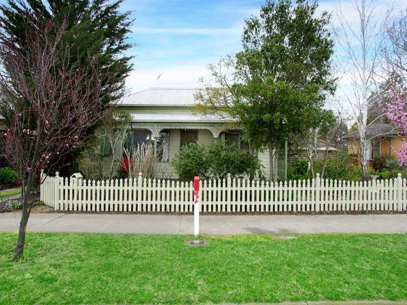 51 Tanner Street, Breakwater - Thumbnail 2