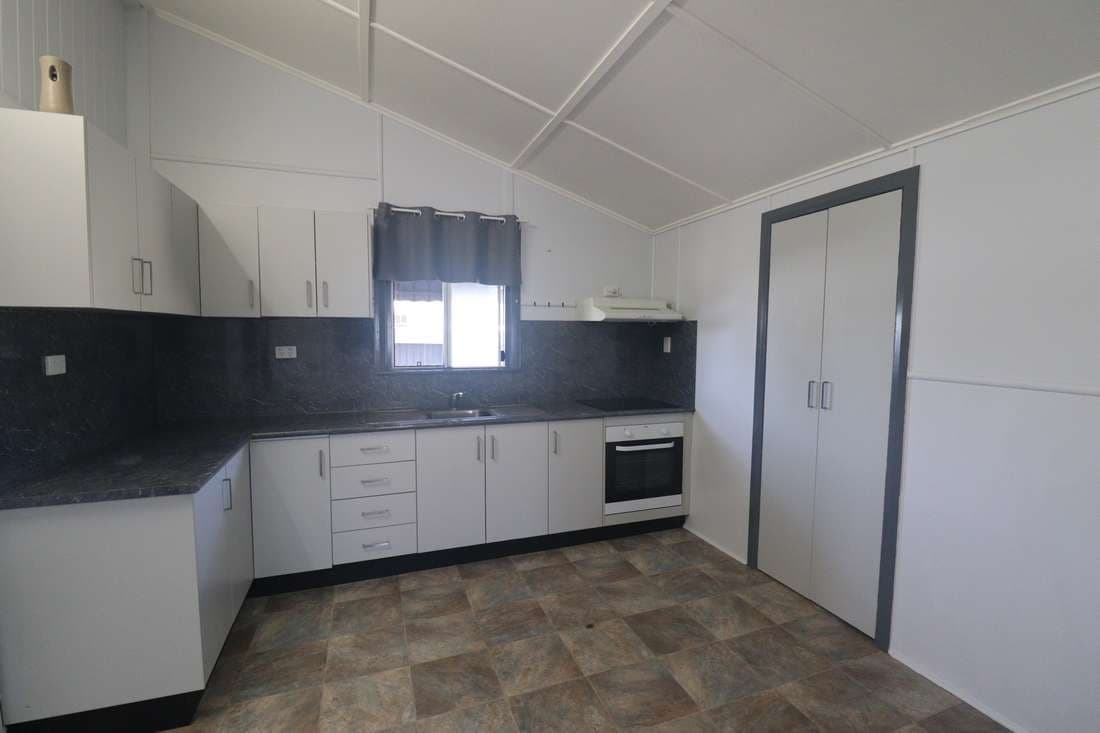 118 Tenth Avenue, Home Hill - Thumbnail 4
