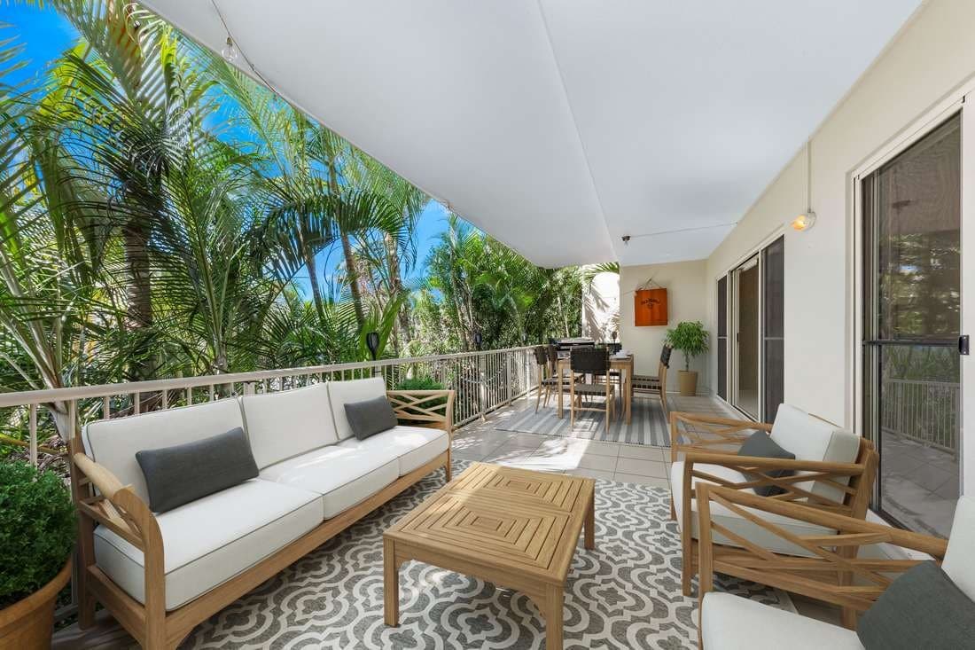 42/21 Shute Harbour Road, Cannonvale - Image 1