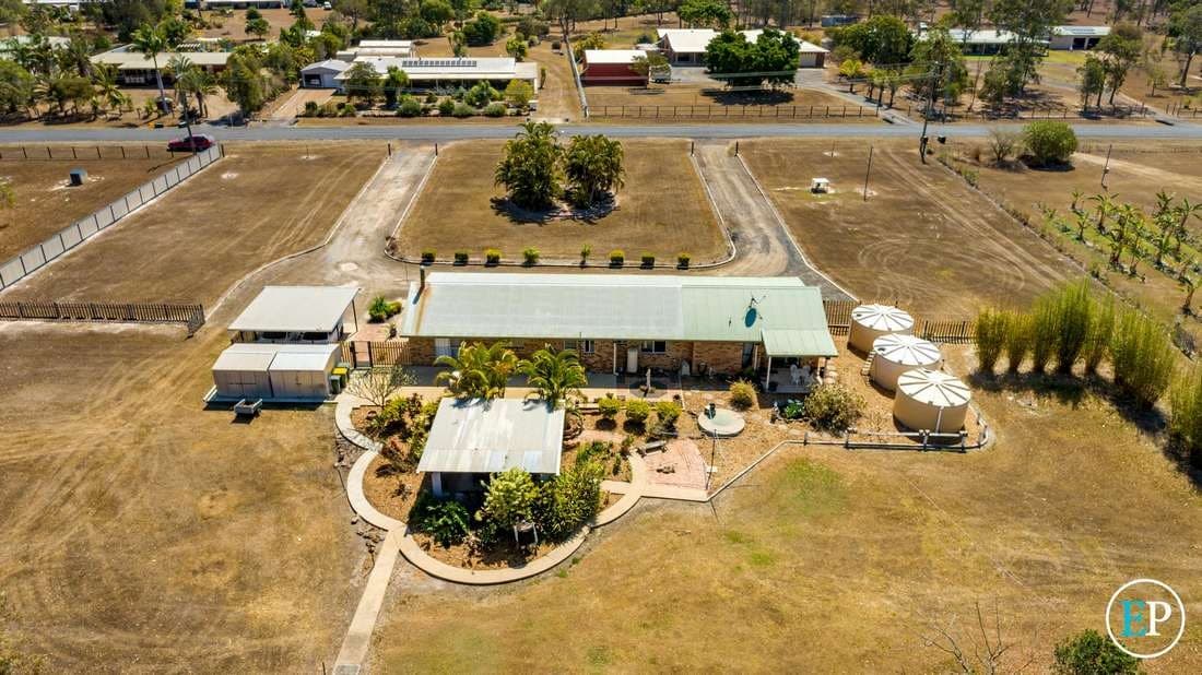 43 Gunsynd Grove, Branyan - Thumbnail 2
