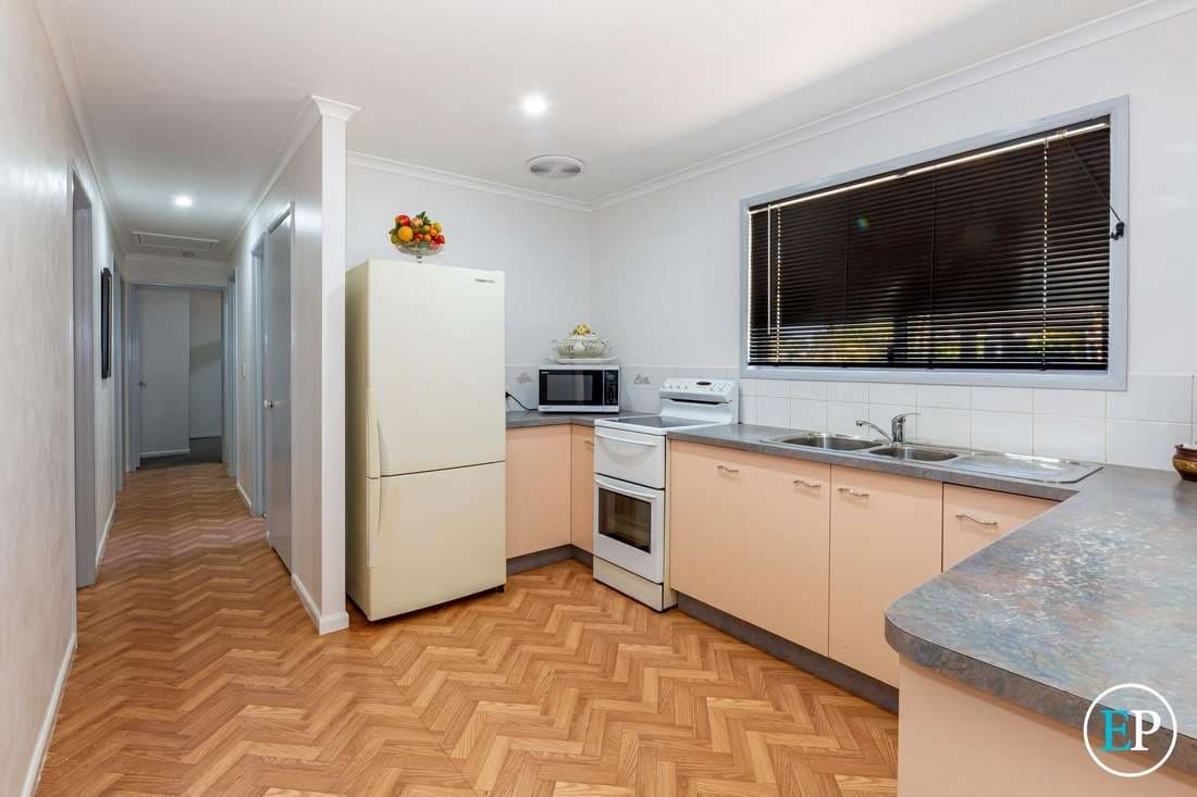 43 Gunsynd Grove, Branyan - Thumbnail 8