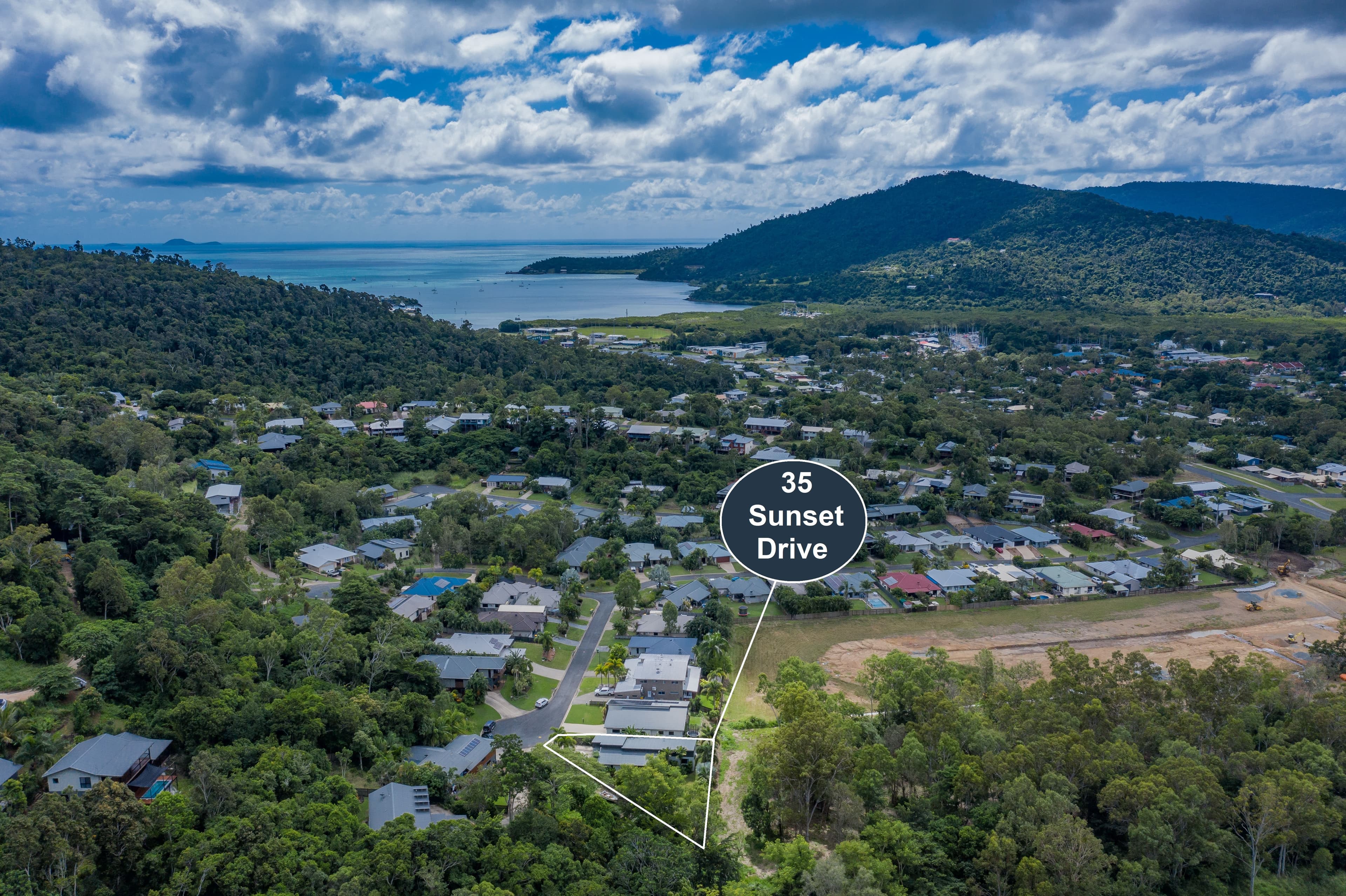 35 Sunset Drive, Jubilee Pocket - Thumbnail 3