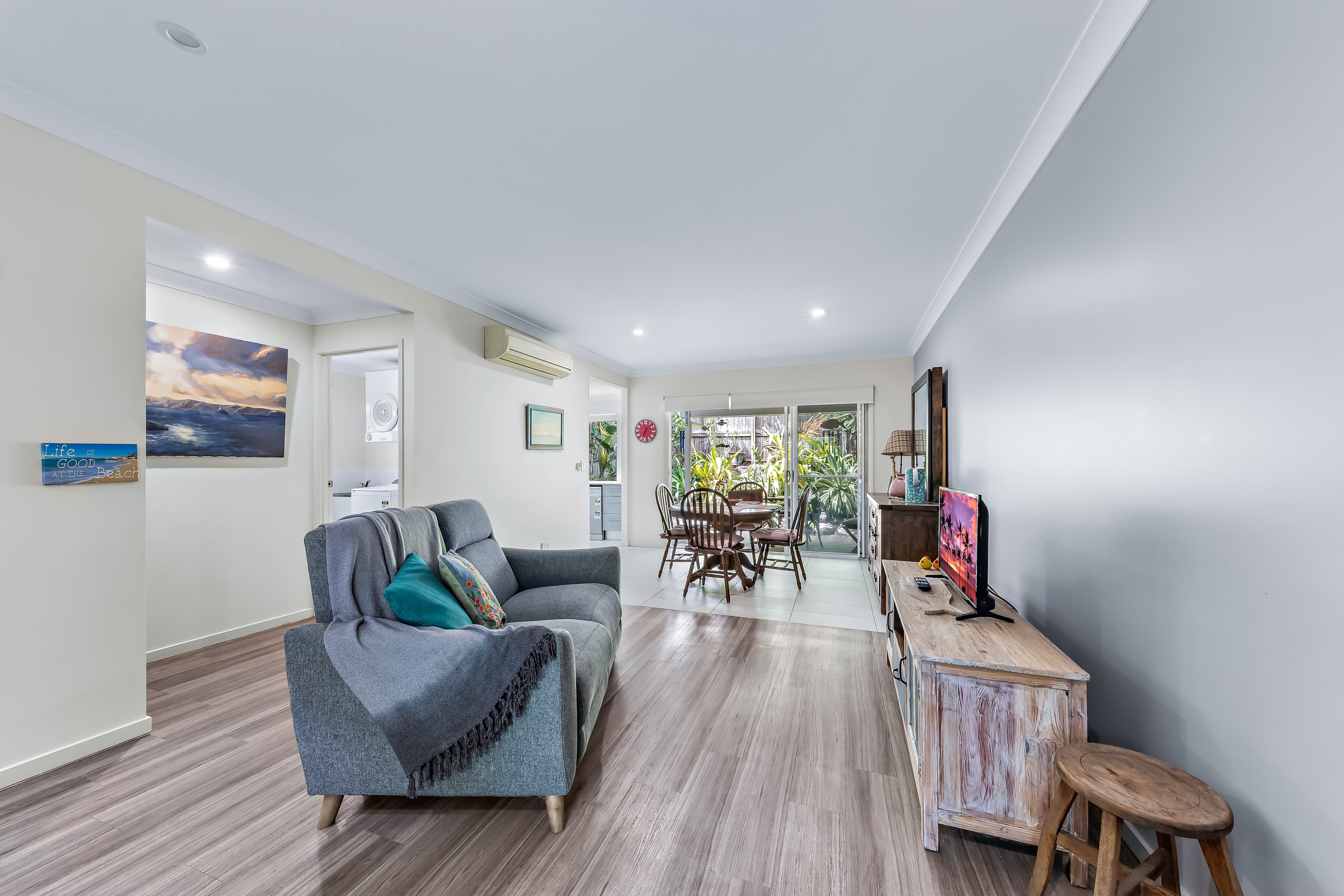 48/65 Manooka Drive, Cannonvale - Image 1