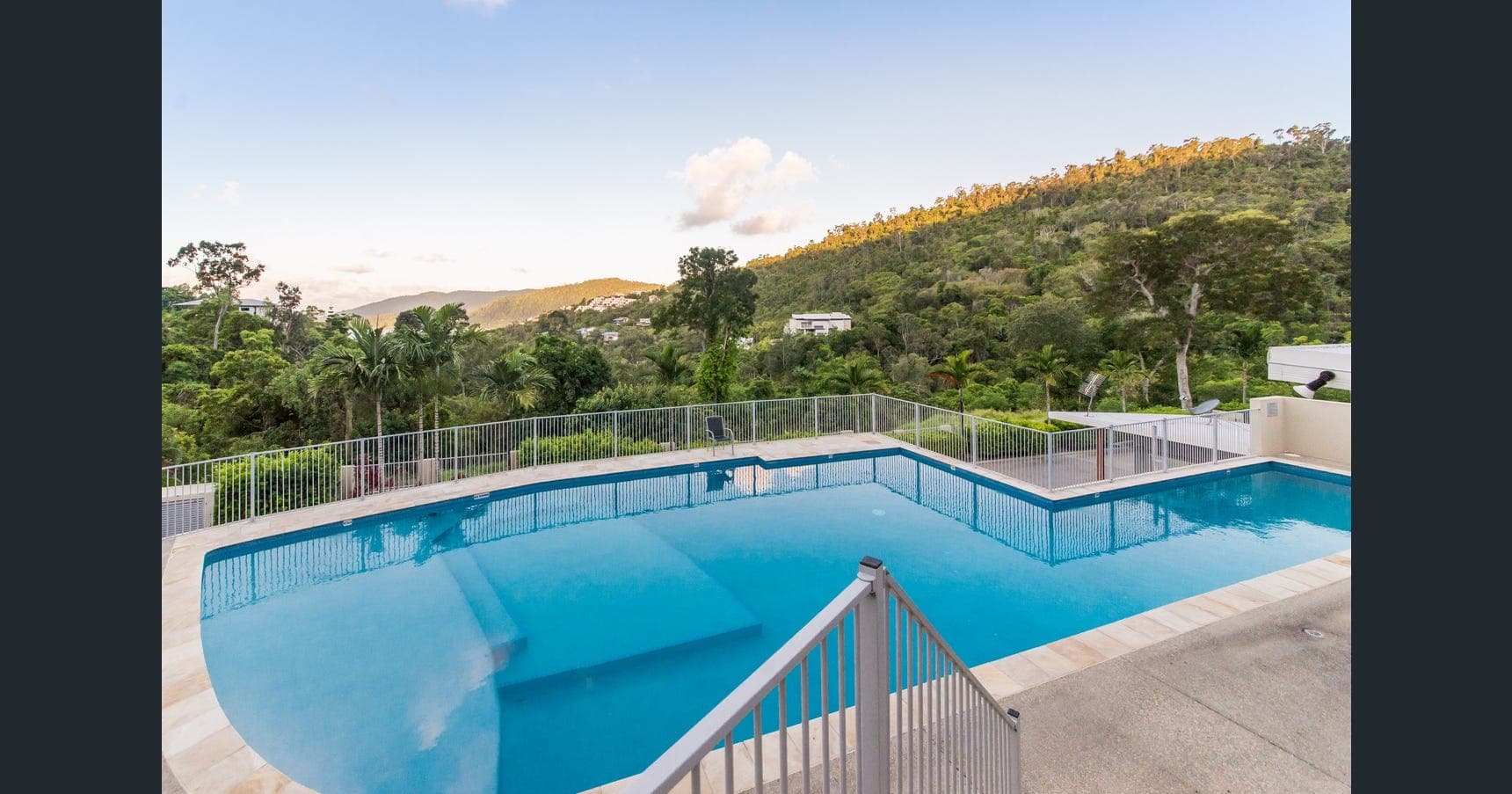 11/15 Flame Tree Court, Airlie Beach - Thumbnail 2
