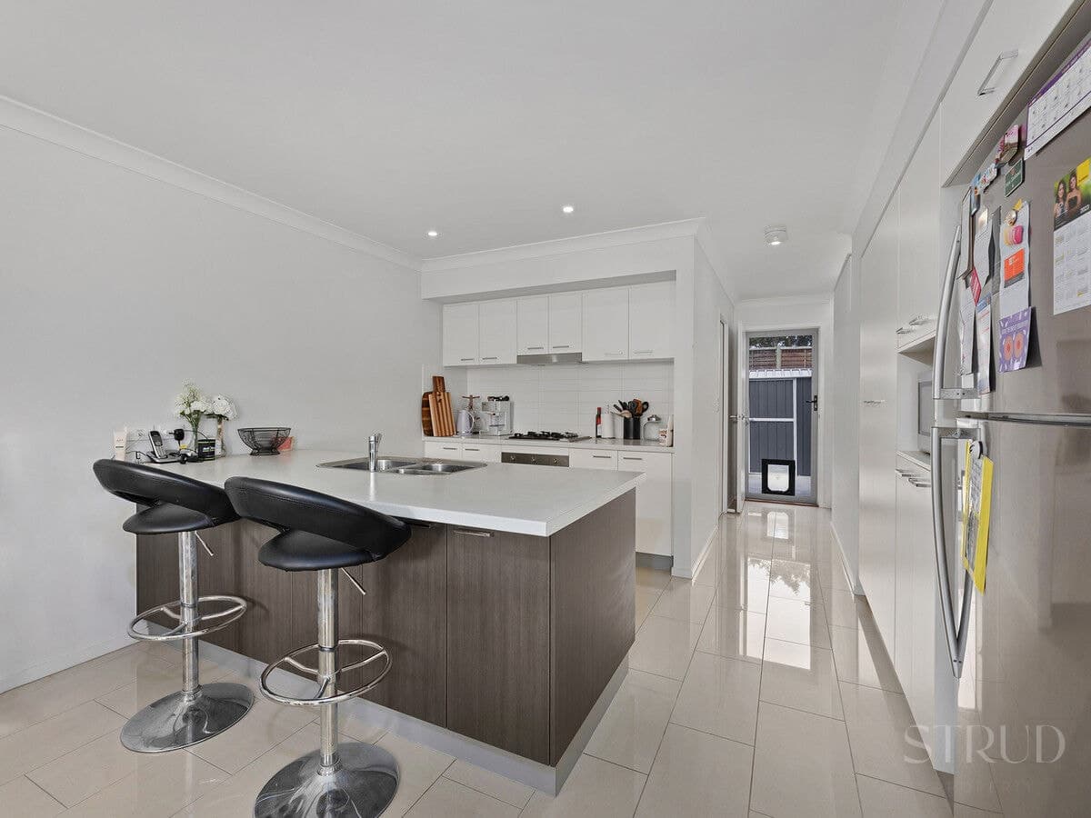 23 Tall Woods Court, Brookwater QLD 4300, Brookwater - Thumbnail 4