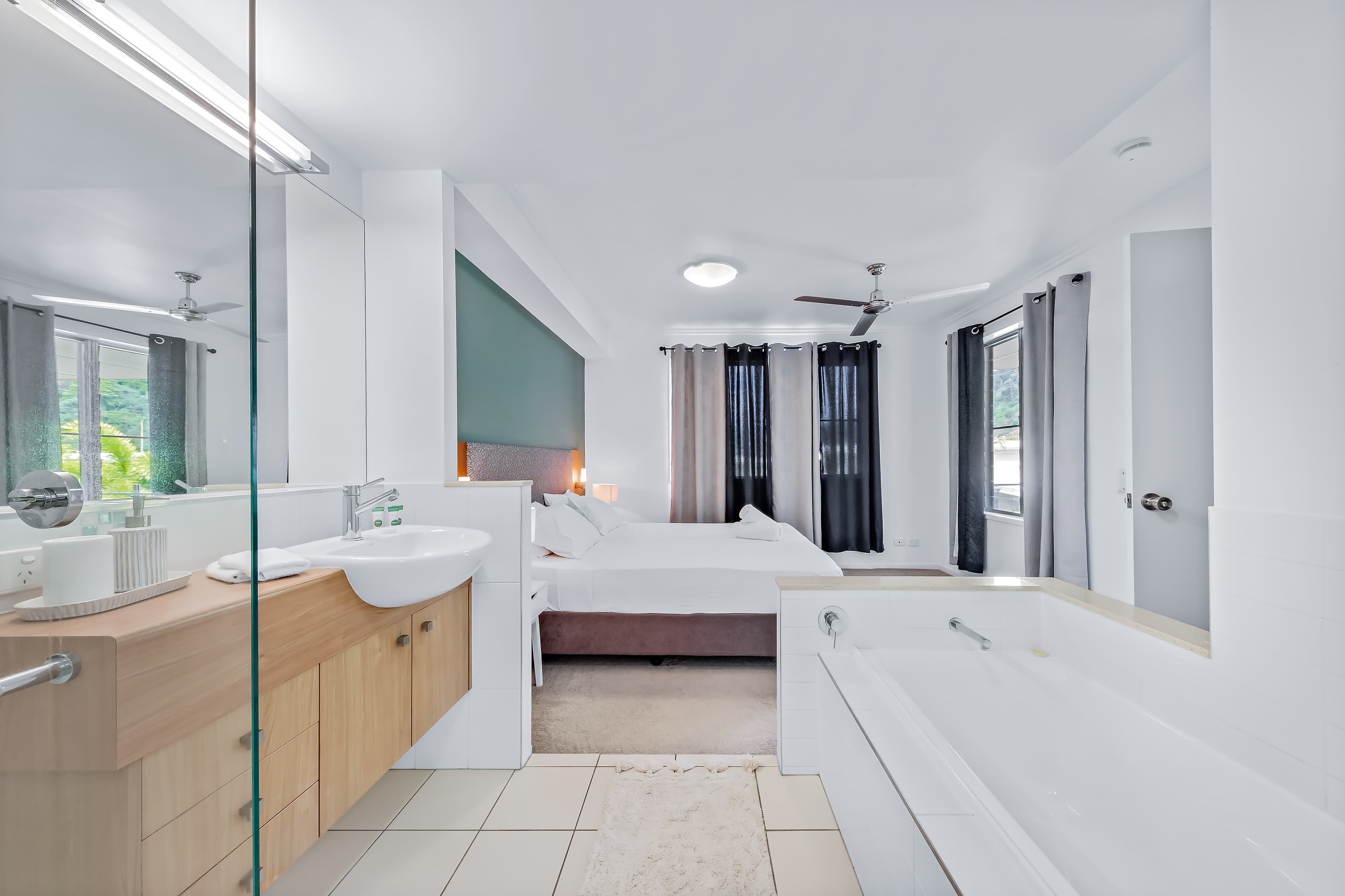 43/15 Flame Tree Court, Airlie Beach - Thumbnail 4