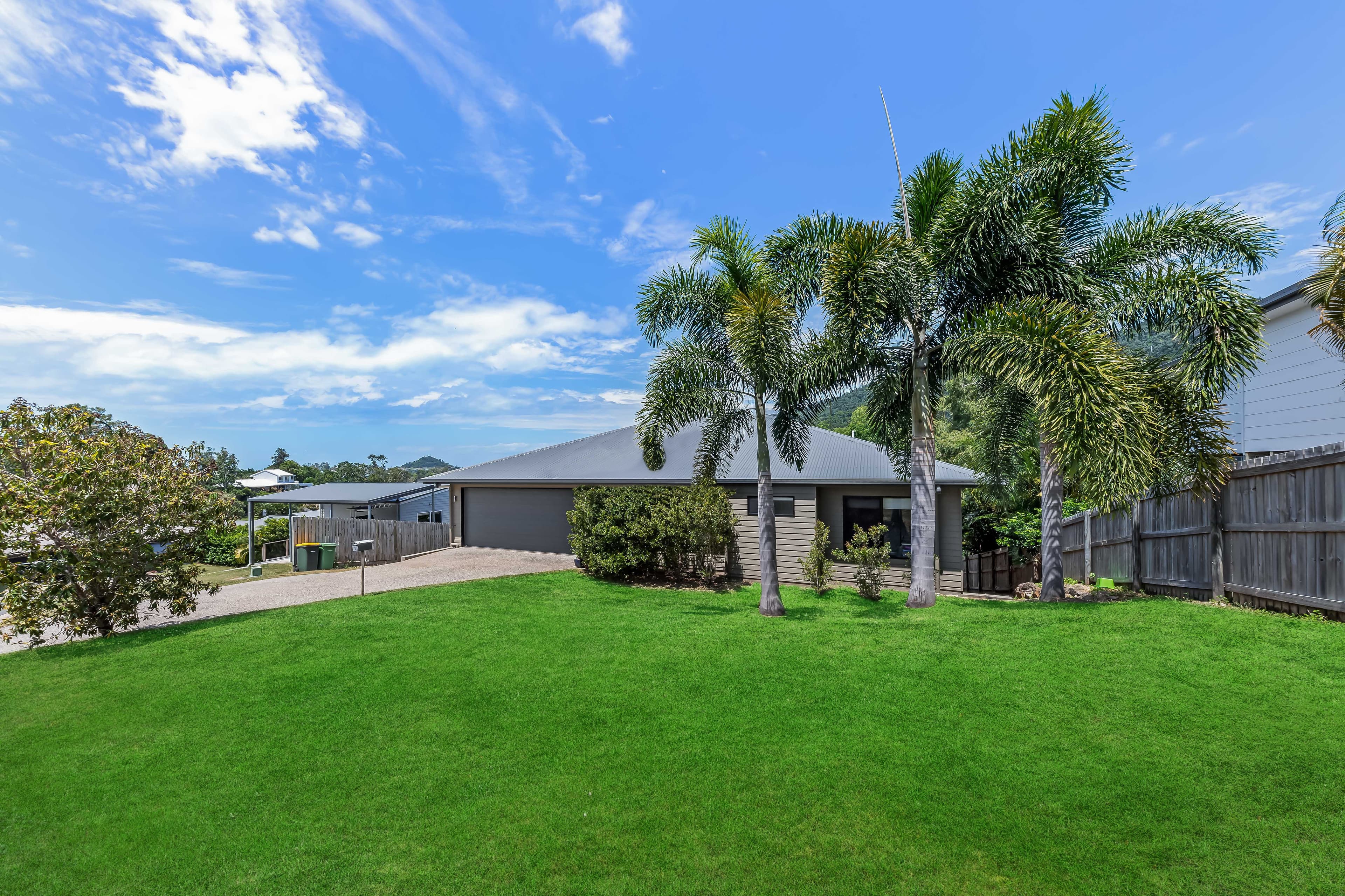 3 Scarlet Gum Crescent, Cannonvale - Thumbnail 2