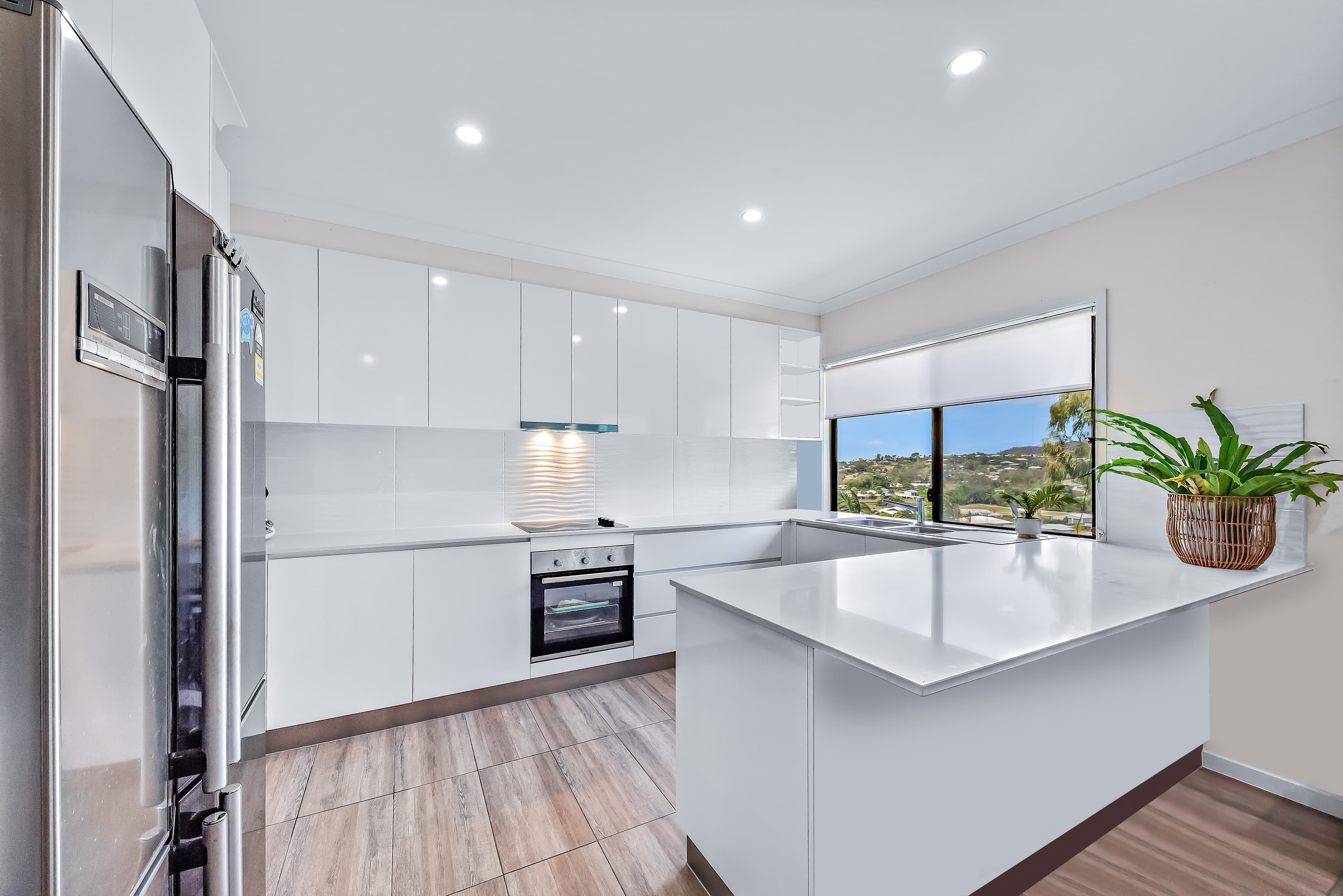 3 Scarlet Gum Crescent, Cannonvale - Thumbnail 3