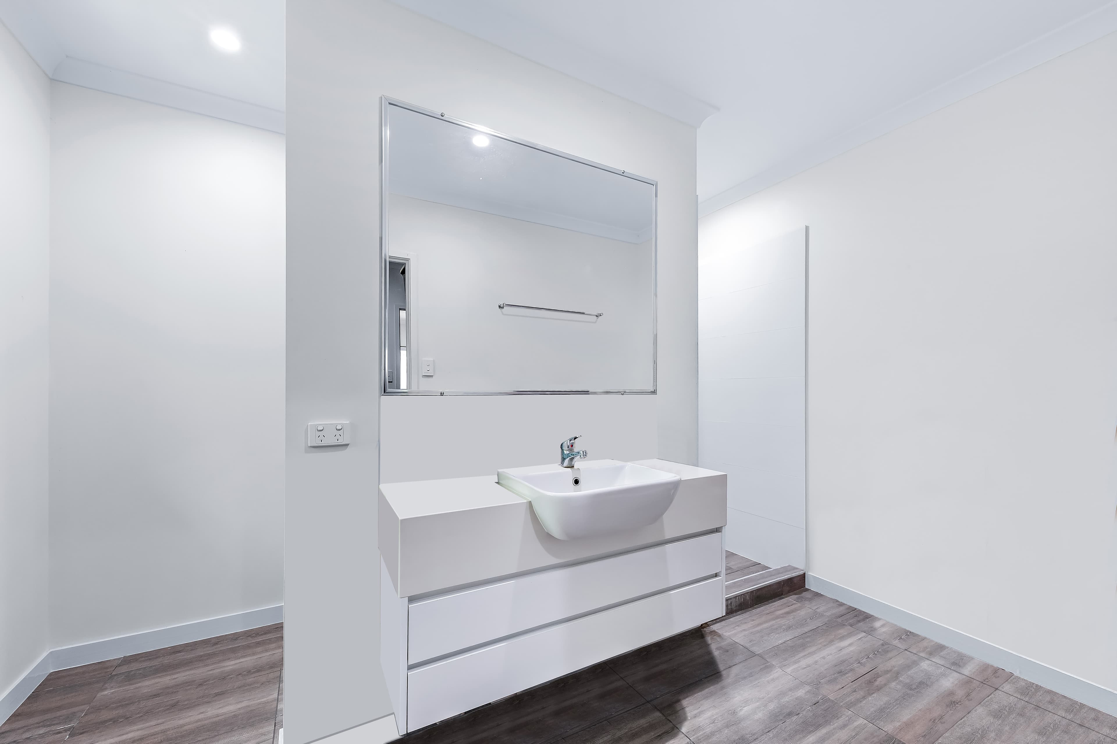 3 Scarlet Gum Crescent, Cannonvale - Thumbnail 8