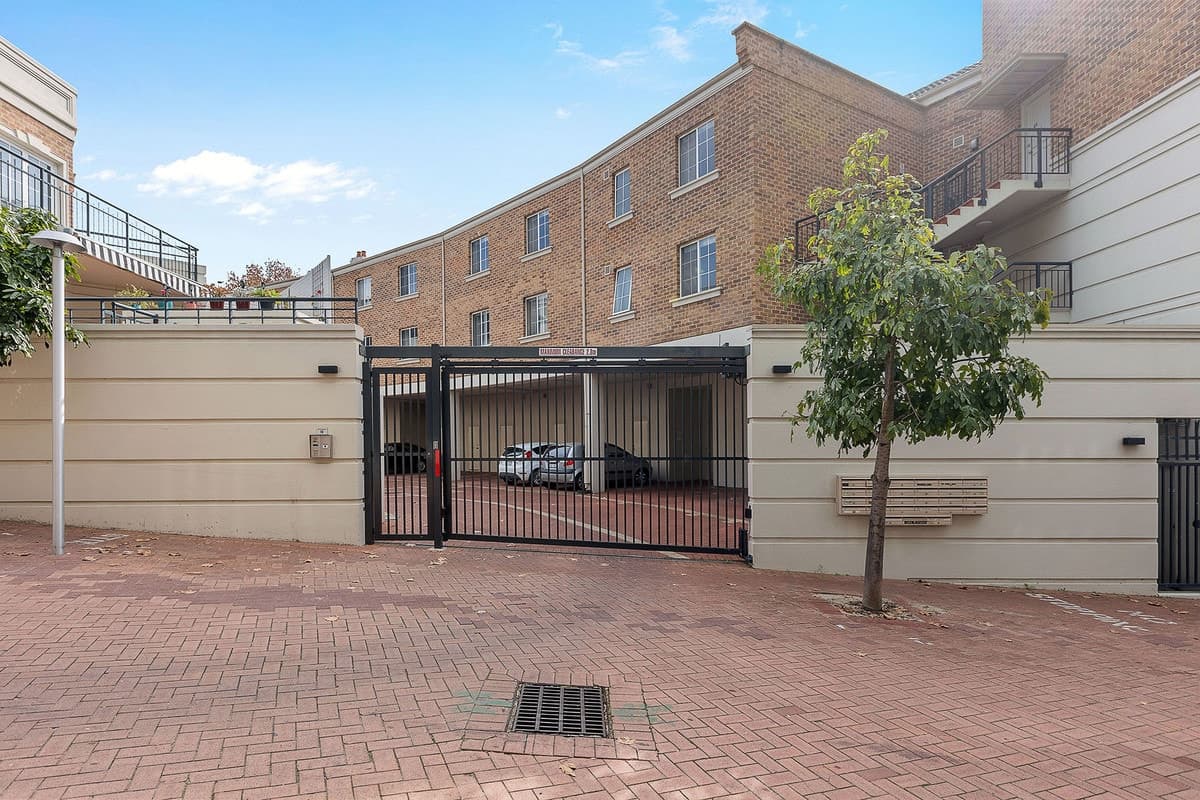 5/32 Eastbrook Terrace, East Perth WA 6004, East Perth - Image 1