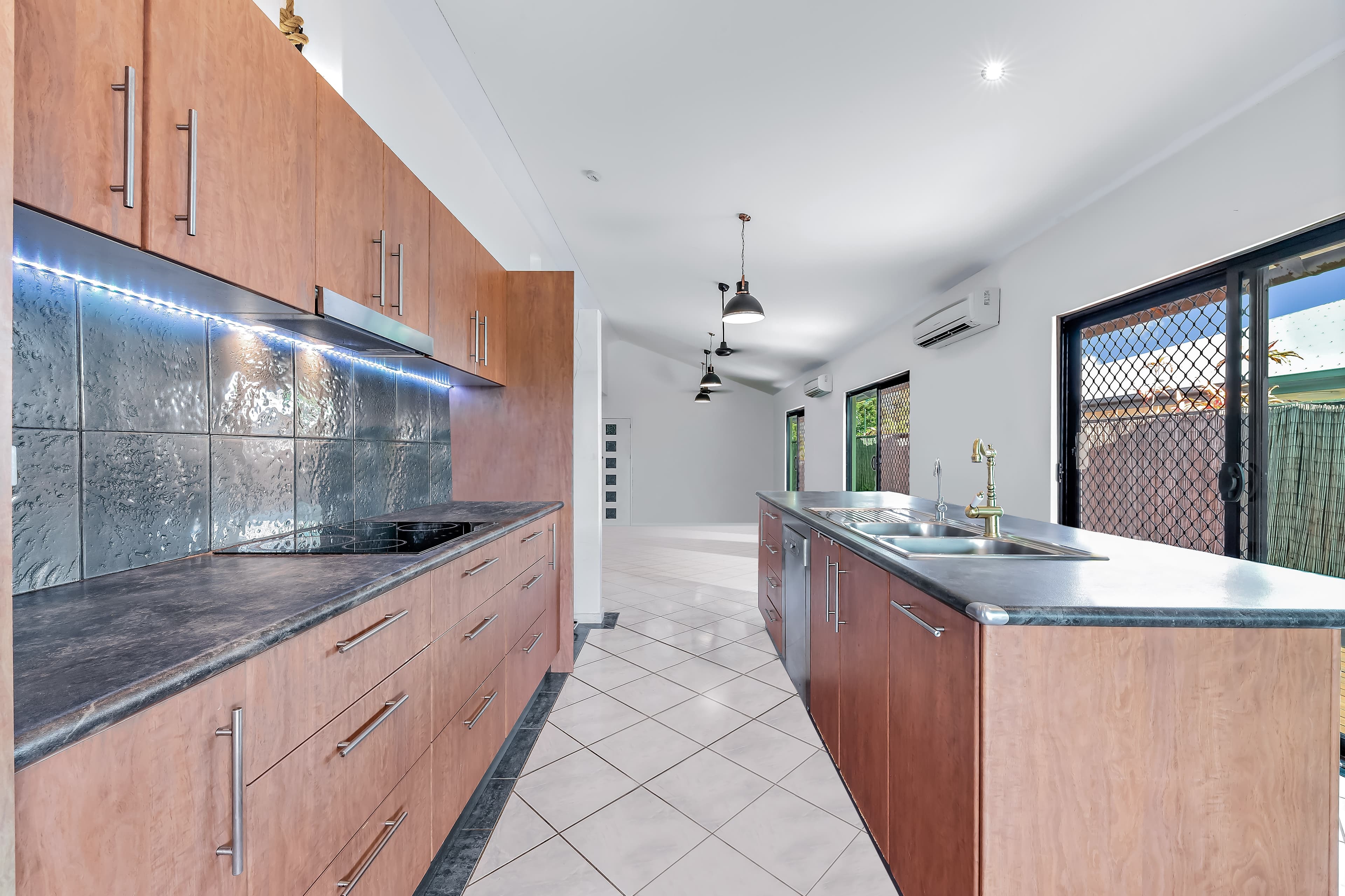 99 Abell Road, Cannonvale - Image 1