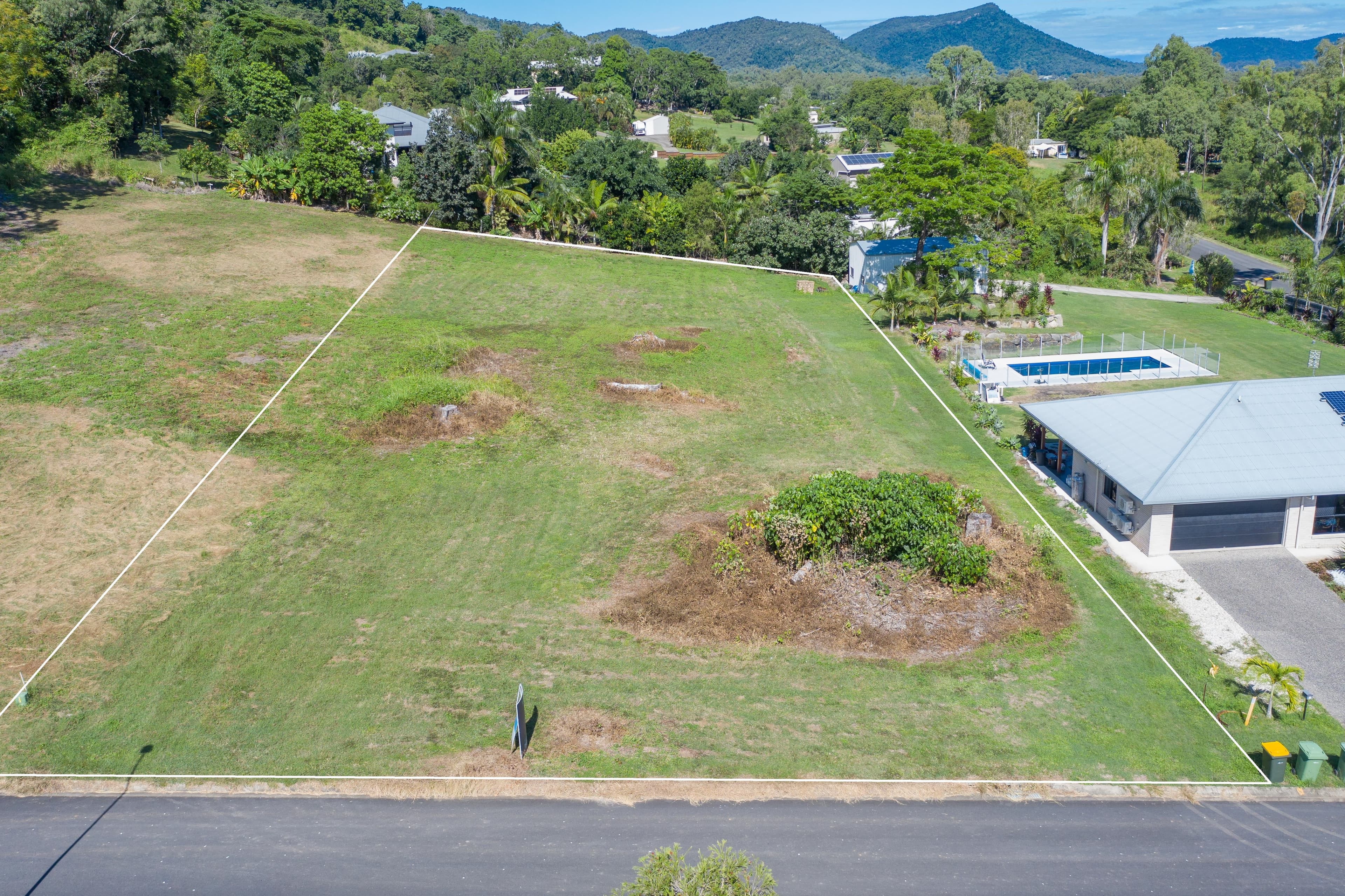 12 Thomson Road, Cannon Valley - Thumbnail 2