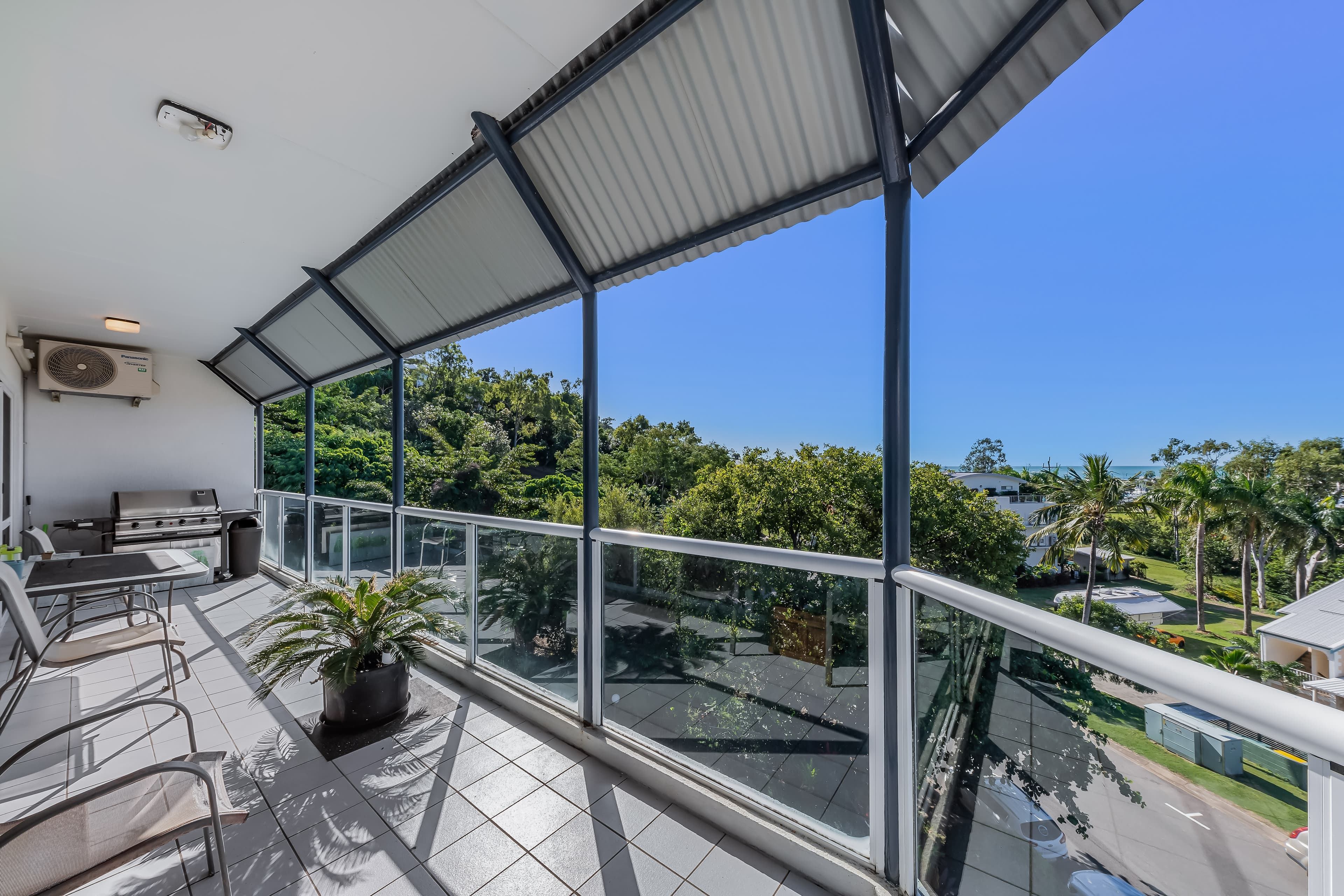 7/9 Hermitage Drive, Airlie Beach - Image 1