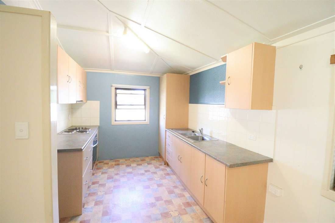 48 Burke Street, Ayr - Thumbnail 4